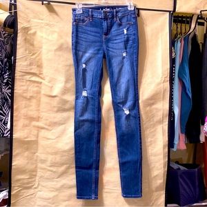 Women’s skinny jeans